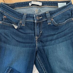 Levi’s Demi Curve Low Rise Skinny Jeans size 28